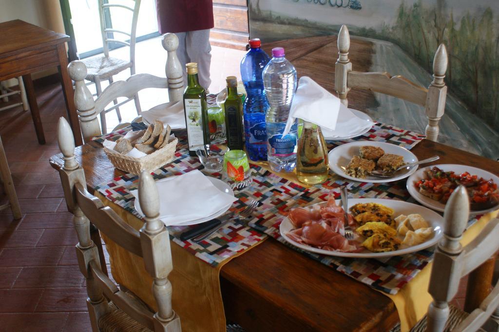 Agriturismo L'Isola Crespina Kamer foto